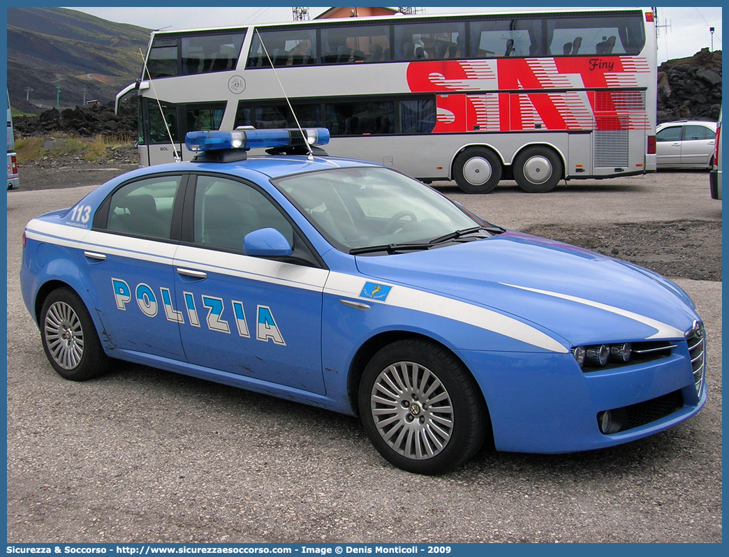 Polizia F7326
Polizia di Stato
Polizia Stradale
Alfa Romeo 159
Parole chiave: PS;P.S.;Polizia;di;Stato;Stradale;Pubblica;Sicurezza;Alfa;Romeo;159;F7326