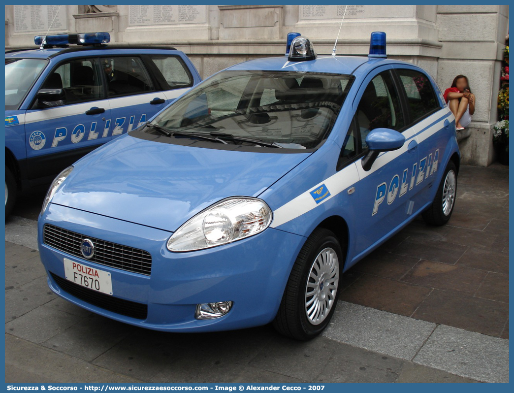 Polizia F7670
Polizia di Stato
Polizia delle Comunicazioni
Fiat Grande Punto
Parole chiave: Polizia di Stato;Polizia;PS;Polizia delle Comunicazioni;Fiat;Grande Punto;F7670