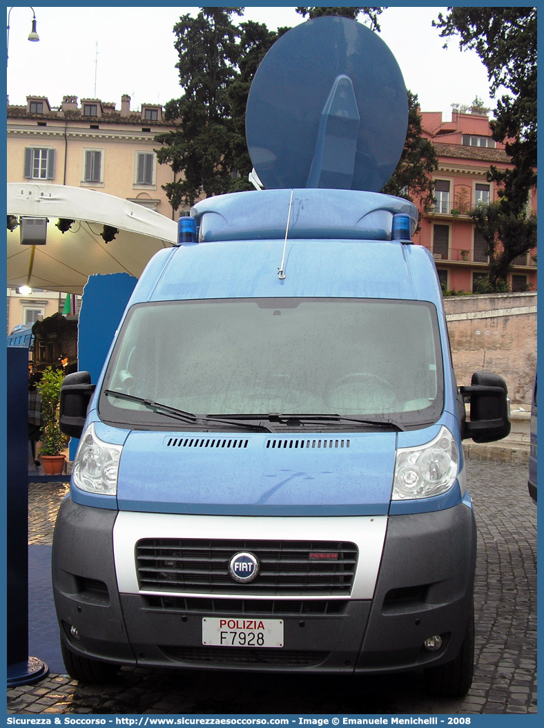 Polizia F7928
Polizia di Stato
Fiat Ducato III serie
Selex Sistemi Integrati
Parole chiave: Polizia di Stato;Polizia;PS;Fiat;Ducato X250;Selex Sistemi Integrati;F7928