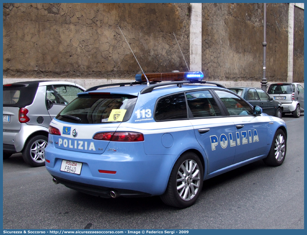 Polizia F8640
Polizia di Stato
Polizia Stradale
Alfa Romeo 159 Sportwagon
Parole chiave: Polizia di Stato;Polizia;PS;Polizia Stradale;Alfa Romeo;159 Sportwagon;F8640