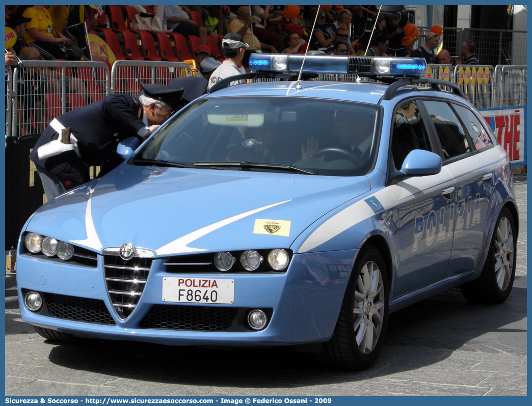 Polizia F8640
Polizia di Stato
Polizia Stradale
Alfa Romeo 159 Sportwagon
Parole chiave: Polizia di Stato;Polizia;PS;Polizia Stradale;Alfa Romeo;159 Sportwagon;F8640