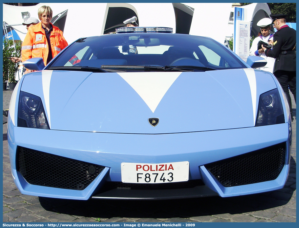 Polizia F8743
Polizia di Stato
Polizia Stradale
Lamborghini Gallardo LP560-4
Parole chiave: Polizia di Stato;Polizia;PS;Polizia Stradale;Lamborghini;Gallardo;LP560;F8743