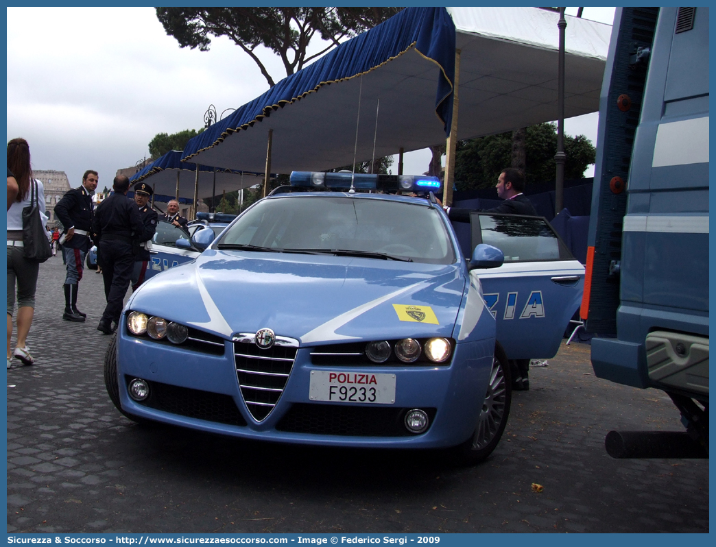 Polizia F9233
Polizia di Stato
Polizia Stradale
Alfa Romeo 159 Sportwagon
Parole chiave: Polizia di Stato;Polizia;PS;Polizia Stradale;Alfa Romeo;159 Sportwagon;F9233