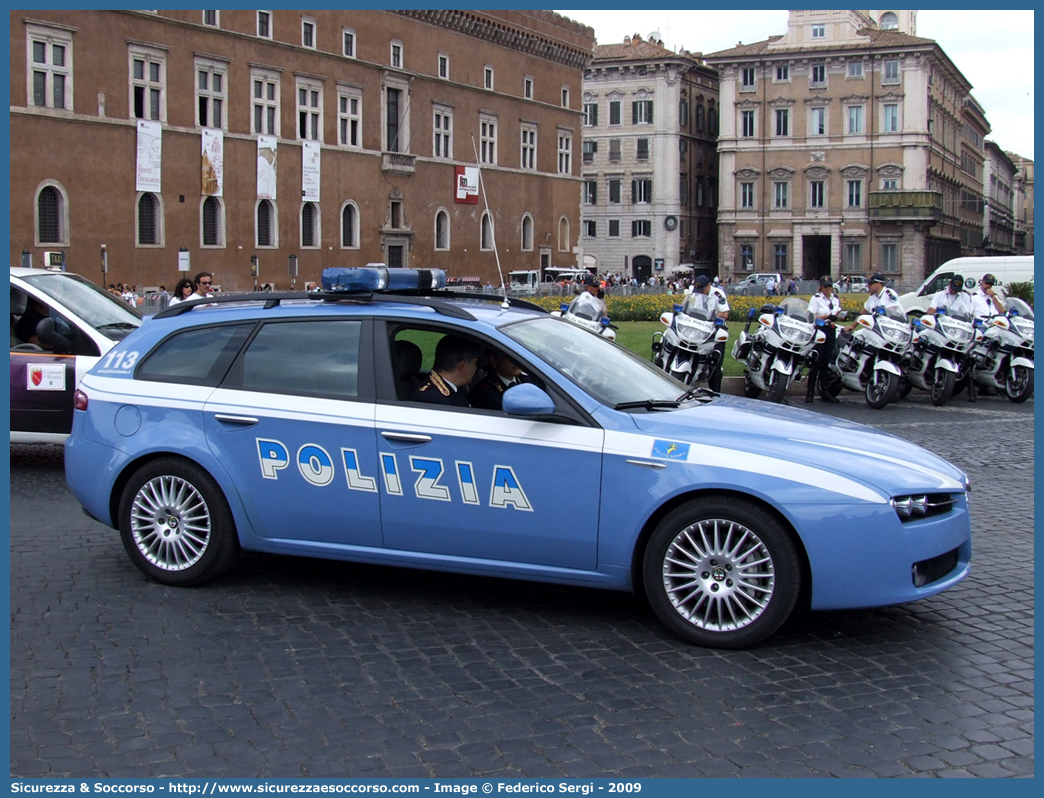 Polizia F9314
Polizia di Stato
Polizia Stradale
Alfa Romeo 159 Sportwagon
Parole chiave: Polizia di Stato;Polizia;PS;Polizia Stradale;Alfa Romeo;159 Sportwagon;F9314