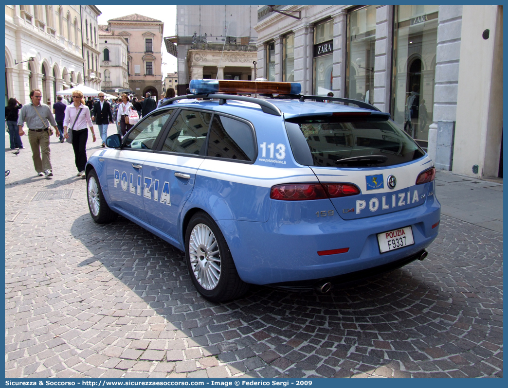 Polizia F9337
Polizia di Stato
Polizia Stradale
Alfa Romeo 159 Sportwagon
Parole chiave: Polizia di Stato;Polizia;PS;Polizia Stradale;Alfa Romeo;159 Sportwagon;F9337