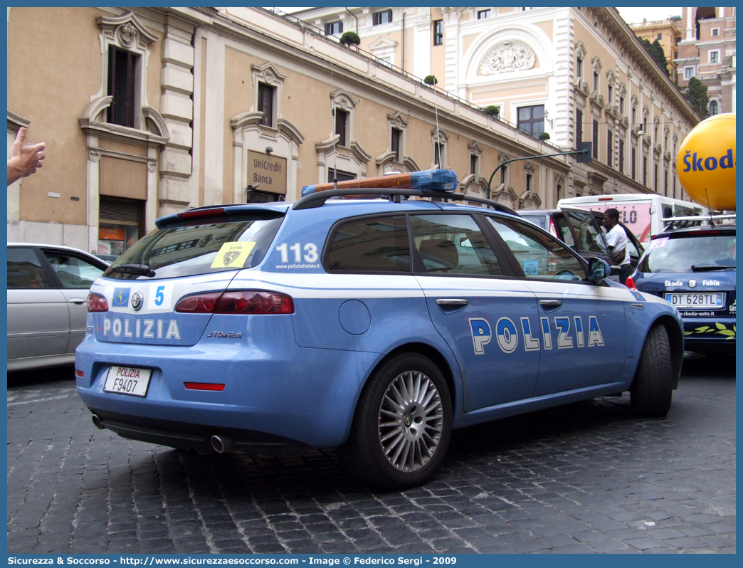 Polizia F9407
Polizia di Stato
Polizia Stradale
Alfa Romeo 159 Sportwagon
Parole chiave: Polizia di Stato;Polizia;PS;Polizia Stradale;Alfa Romeo;159 Sportwagon;F9407