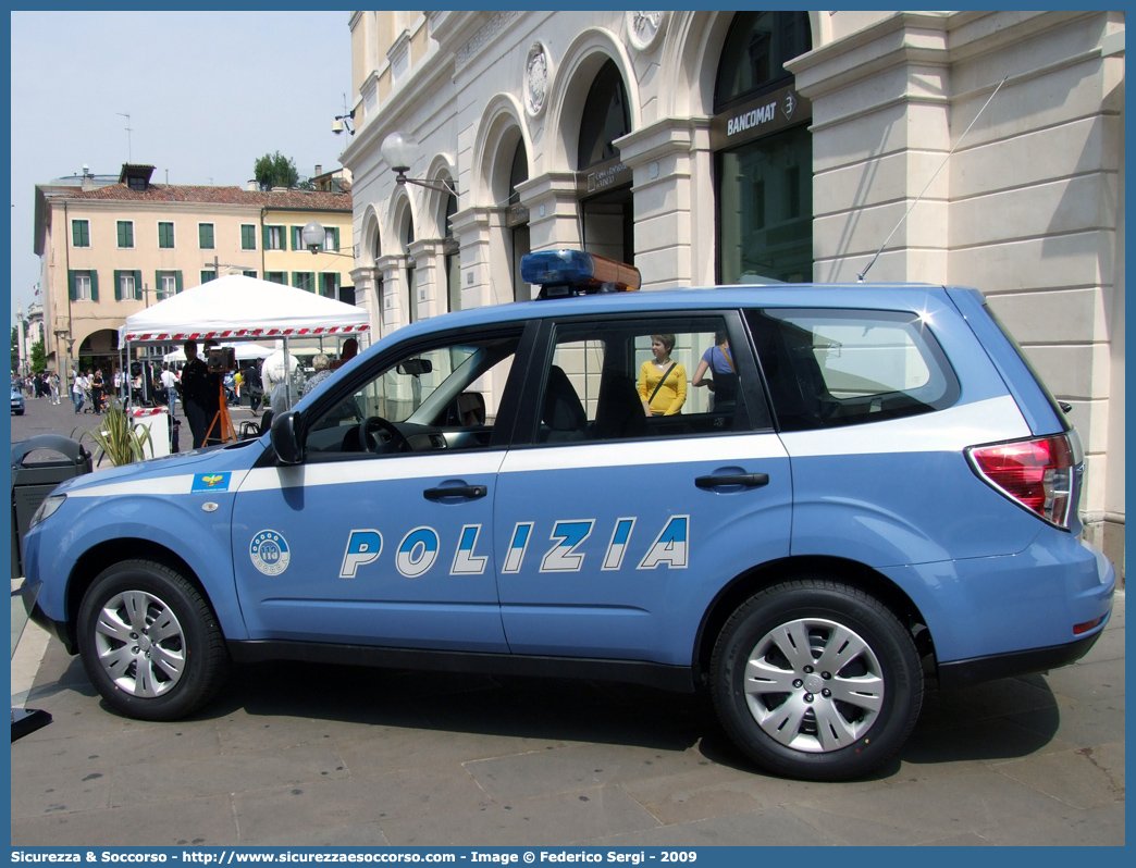 Polizia F9885
Polizia di Stato
Reparto Prevenzione Crimine
Subaru Forester V serie
Parole chiave: PS;P.S.;Polizia;di;Stato;Pubblica;Sicurezza;Reparto;Prevenzione;Crimine;Subaru;Forester