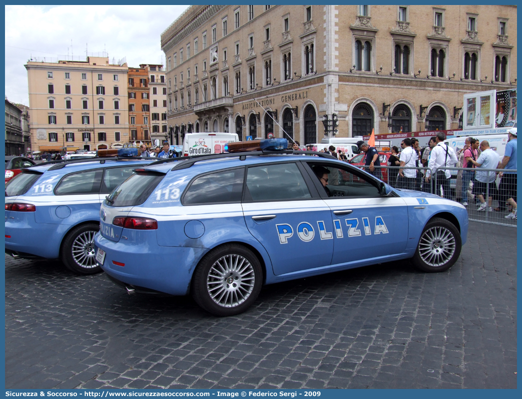 Polizia H0595
Polizia di Stato
Polizia Stradale
Alfa Romeo 159 Sportwagon
Parole chiave: Polizia di Stato;Polizia;PS;Polizia Stradale;Alfa Romeo;159 Sportwagon;H0595