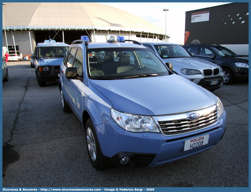 Polizia H2208
Polizia di Stato
Subaru Forester V serie
Parole chiave: PS;P.S.;Polizia;di;Stato;Pubblica;Sicurezza;Subaru;Forester