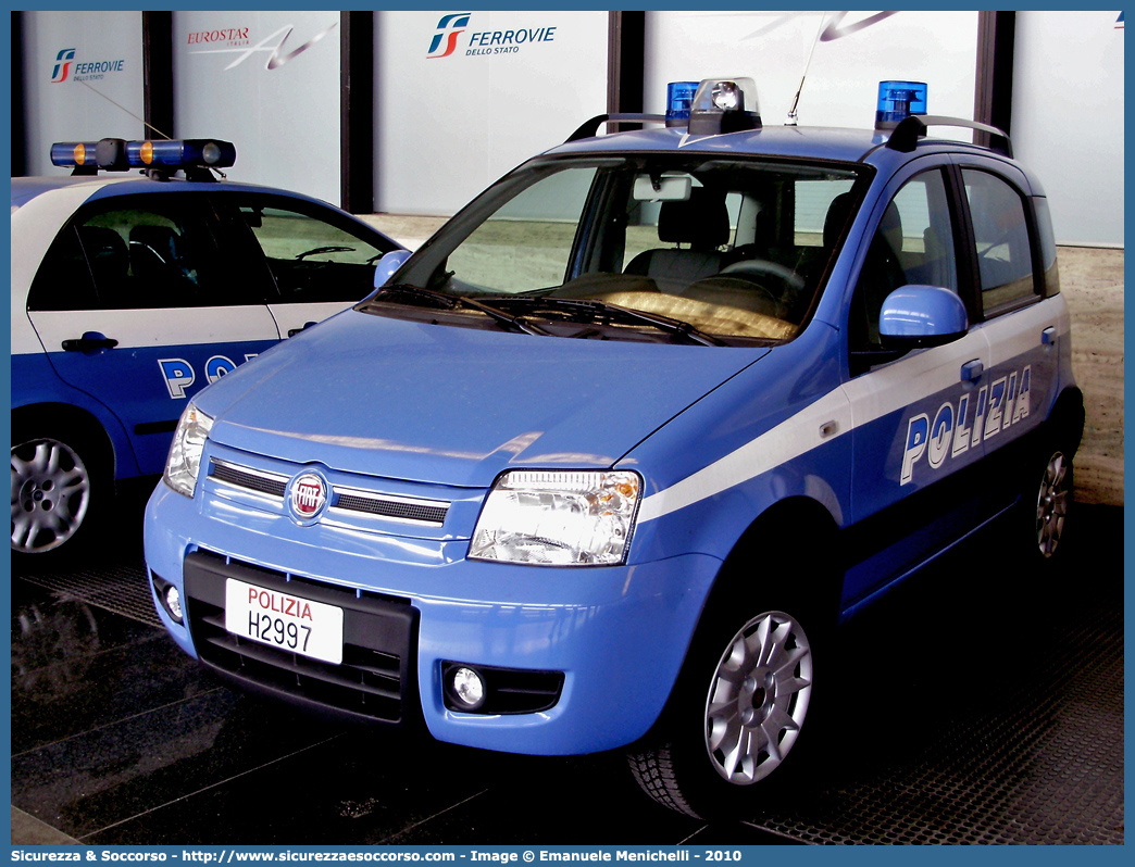 Polizia H2997
Polizia di Stato
Fiat Nuova Panda 4x4 I serie restyling
Parole chiave: PS;P.S.;Polizia;di;Stato;Polizia;Fiat;Nuova;Panda;4x4;H2997