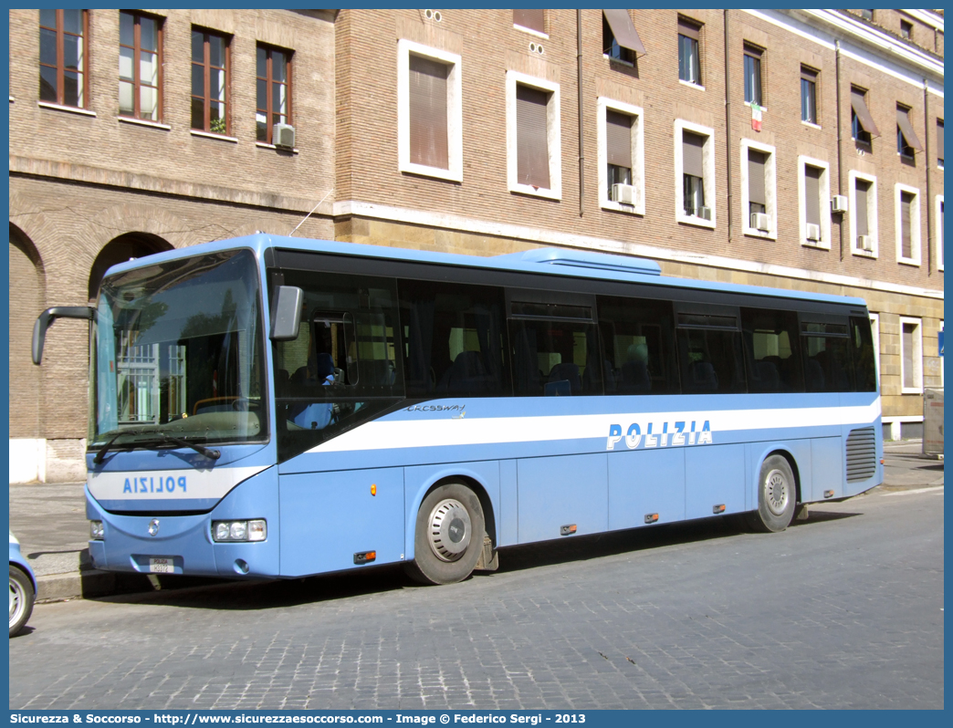 Polizia H3372
Polizia di Stato
Iveco Irisbus Crossway
Parole chiave: PS;P.S.;Polizia;di;Stato;Iveco;Irisbus;Crossway