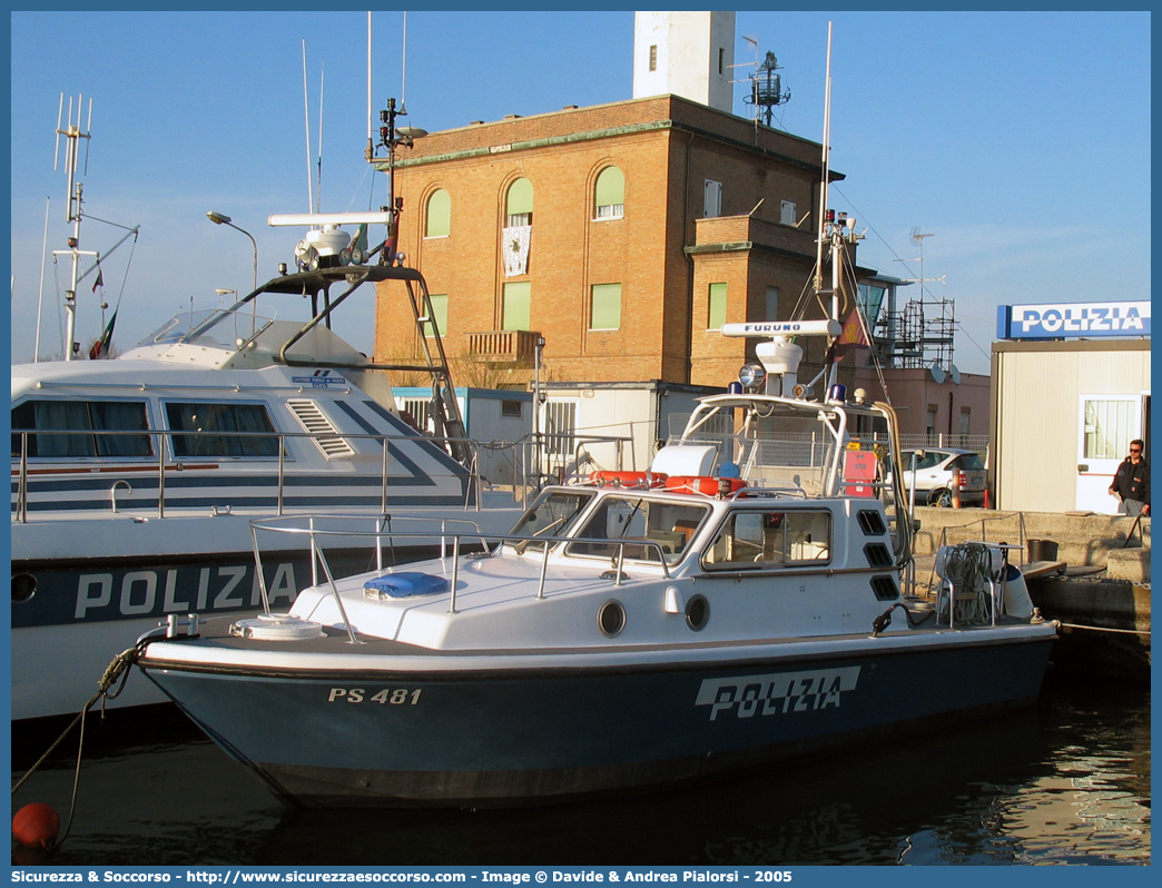 PS 481
Polizia di Stato
Polizia del Mare
Crestitalia Jet 8.92
Parole chiave: PS;P.S.;Polizia di Stato;Polizia;Mare;Crestitalia;Jet;8.92;481