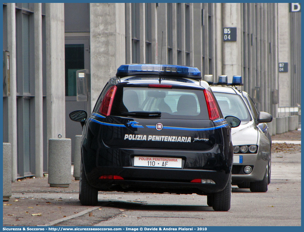  Polizia Penitenziaria 110AF
Polizia Penitenziaria
Nucleo Traduzioni e Piantonamenti
Fiat Grande Punto
Parole chiave: PP;P.P.;Pol.Pen;PolPen;Polizia;Penitenziaria;Nucleo;Traduzioni;Piantonamenti;Fiat;Grande;Punto;110AF