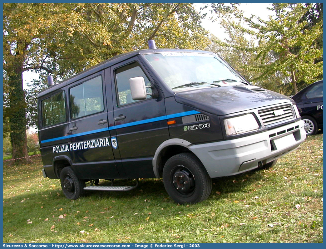 Polizia Penitenziaria 116AB
Polizia Penitenziaria
Iveco Daily 30.8 II serie

Parole chiave: PolPen;Pol.Pen.;AdiC;A.diC.;Agenti di Custodia;Polizia Penitenziaria;Iveco;Daily;30.8 II serie;116AB