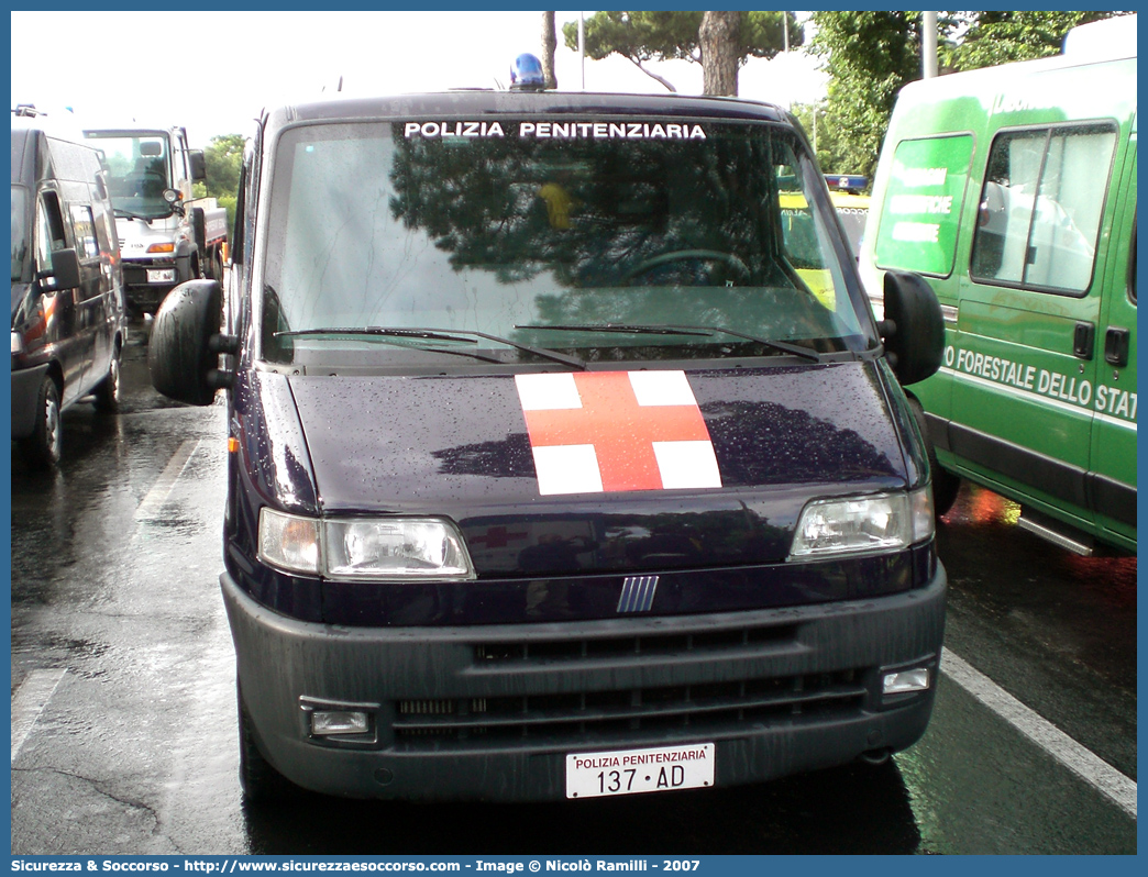 Polizia Penitenziaria 137AD
Polizia Penitenziaria
Nucleo Traduzioni e Piantonamenti
Fiat Ducato II serie
Parole chiave: 137AD;Polizia Penitenziaria;Nucleo Traduzioni e Piantonamenti;Ambulanza;Fiat Ducato II serie