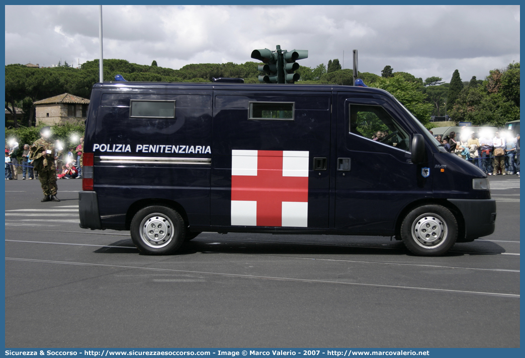 Polizia Penitenziaria 137AD
Polizia Penitenziaria
Nucleo Traduzioni e Piantonamenti
Fiat Ducato II serie
Parole chiave: 137AD;Polizia Penitenziaria;Nucleo Traduzioni e Piantonamenti;Ambulanza;Fiat Ducato II serie