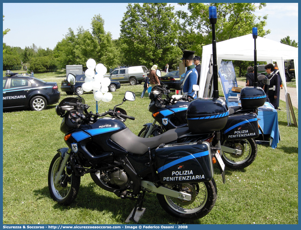 Polizia Penitenziaria 142
Polizia Penitenziaria
Nucleo Traduzioni e Piantonamenti
Aprilia Pegaso 650 II serie
Parole chiave: Pol.Pen.;PolPen;Polizia;Penitenziaria;Nucleo;Traduzioni;Piantonamenti;Aprilia;Pegaso;650