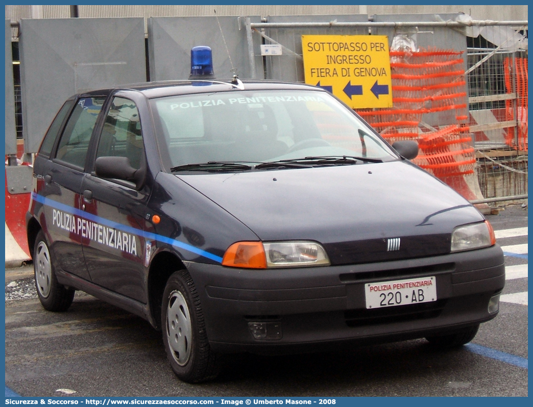 Polizia Penitenziaria 220AB
Polizia Penitenziaria
Nucleo Traduzioni e Piantonamenti
Fiat Punto I serie
Parole chiave: PP;P.P.;Pol.Pen;PolPen;AdiC;A.diC.;Agenti;di;Custodia;Polizia;Penitenziaria;Nucleo;Traduzioni;Piantonamenti;Fiat;Punto