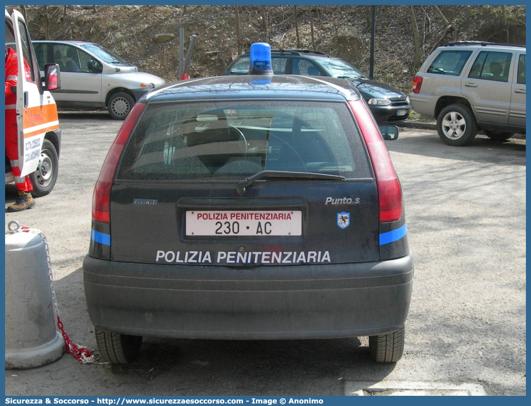 Polizia Penitenziaria 230AC
Polizia Penitenziaria
Nucleo Traduzioni e Piantonamenti
Fiat Punto I serie
Parole chiave: PP;P.P.;Pol.Pen;PolPen;AdiC;A.diC.;Agenti;di;Custodia;Polizia;Penitenziaria;Nucleo;Traduzioni;Piantonamenti;Fiat;Punto