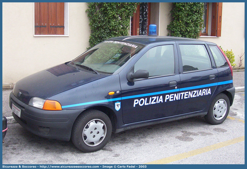 Polizia Penitenziaria 241AC
Polizia Penitenziaria
Nucleo Traduzioni e Piantonamenti
Fiat Punto I serie
Parole chiave: PP;P.P.;Pol.Pen;PolPen;AdiC;A.diC.;Agenti;di;Custodia;Polizia;Penitenziaria;Nucleo;Traduzioni;Piantonamenti;Fiat;Punto