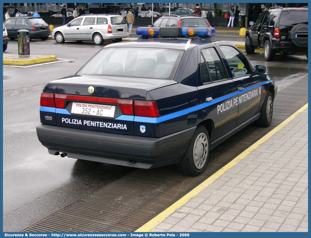 Polizia Penitenziaria 352AC
Polizia Penitenziaria
Nucleo Traduzioni e Piantonamenti
Alfa Romeo 155
Parole chiave: Polizia Penitenziaria;Nucleo Traduzioni e Piantonamenti;Alfa Romeo;155