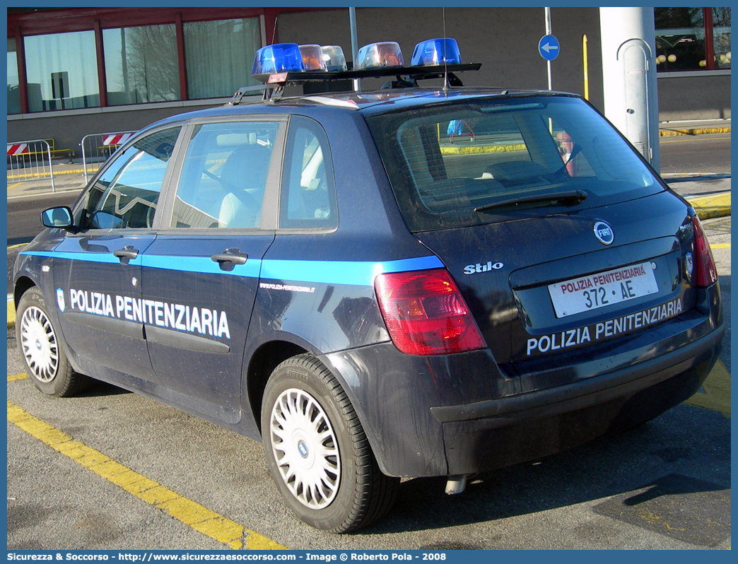 Polizia Penitenziaria 372AE
Polizia Penitenziaria
Nucleo Traduzioni e Piantonamenti
Fiat Stilo II serie
Parole chiave: PP;P.P.;Pol.Pen;PolPen;AdiC;A.diC.;Agenti;di;Custodia;Polizia;Penitenziaria;Nucleo;Traduzioni;Piantonamenti;Fiat;Stilo