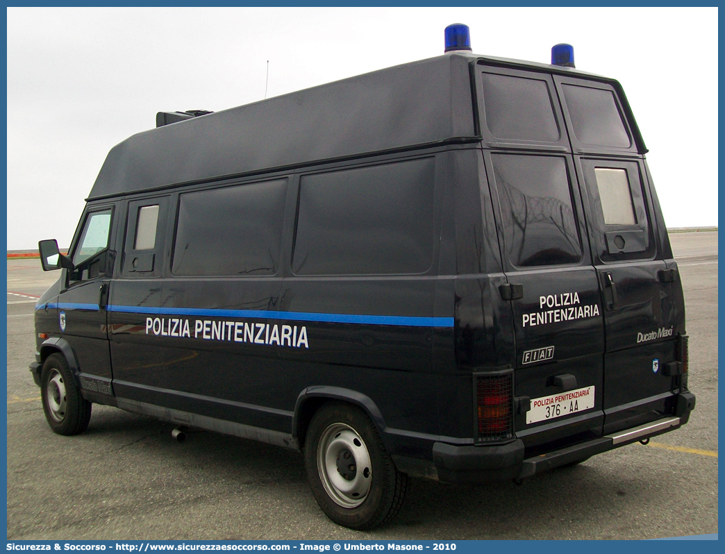 Polizia Penitenziaria 376AA
Polizia Penitenziaria
Fiat Ducato I serie restyling
Parole chiave: PolPen;Pol.Pen.;AdiC;A.diC.;Agenti di Custodia;Polizia Penitenziaria;Fiat;Ducato I serie restyling;376AA