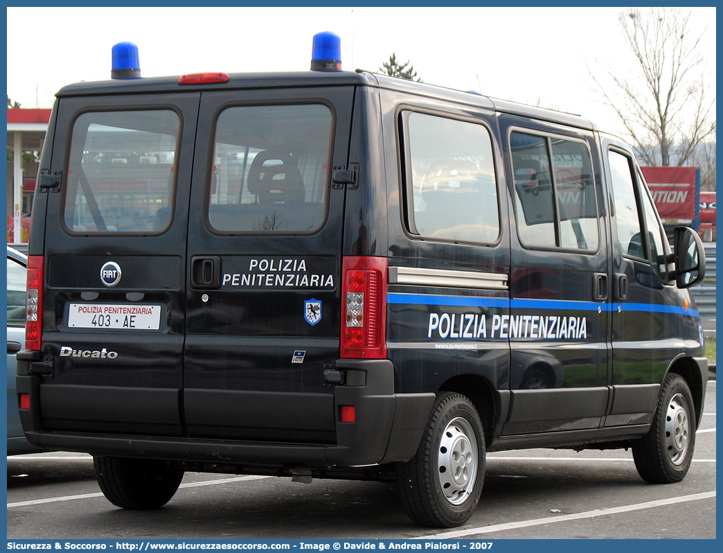 Polizia Penitenziaria 403AE
Polizia Penitenziaria
Fiat Ducato II serie restyling
Parole chiave: PP;P.P.;Pol.Pen.;PolPen;AdiC;A.diC.;Agenti;di;Custodia;Polizia;Penitenziaria;Nucleo;Traduzioni;Piantonamenti;Fiat;Ducato