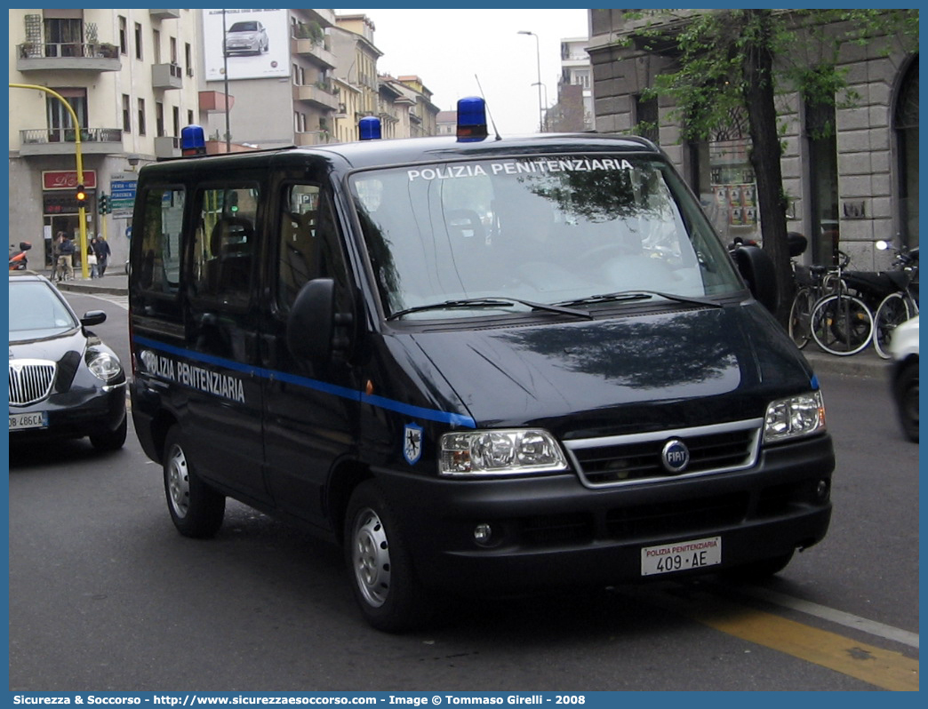 Polizia Penitenziaria 409AE
Polizia Penitenziaria
Fiat Ducato II serie restyling
Parole chiave: PP;P.P.;Pol.Pen.;PolPen;AdiC;A.diC.;Agenti;di;Custodia;Polizia;Penitenziaria;Nucleo;Traduzioni;Piantonamenti;Fiat;Ducato