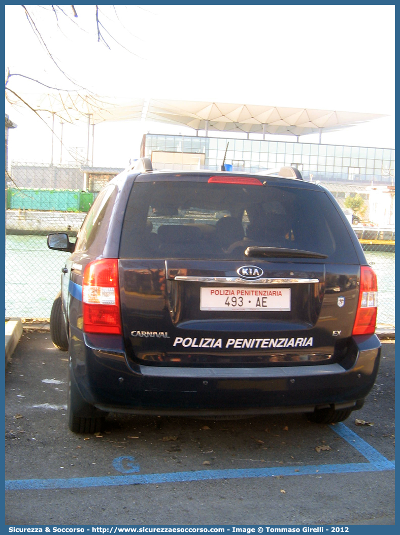 Polizia Penitenziaria 493AE
Polizia Penitenziaria
Kia Carnival
Parole chiave: PolPen;Pol.Pen.;AdiC;A.diC.;Agenti;di;Custodia;Polizia;Penitenziaria;Kia;Carnival