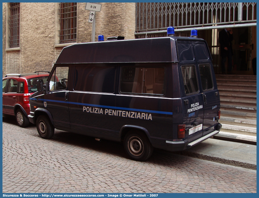 Polizia Penitenziaria 530AA
Polizia Penitenziaria
Fiat Ducato I serie restyling
Parole chiave: PolPen;Pol.Pen.;AdiC;A.diC.;Agenti di Custodia;Polizia Penitenziaria;Fiat;Ducato I serie restyling;530AA