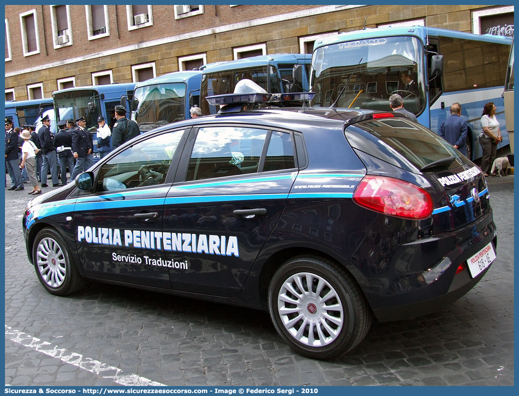 Polizia Penitenziaria 618AE
Polizia Penitenziaria
Nucleo Traduzioni e Piantonamenti
Fiat Nuova Bravo
Parole chiave: PP;P.P.;Pol.Pen;PolPen;AdiC;A.diC.;Agenti;di;Custodia;Polizia;Penitenziaria;Nucleo;Traduzioni;Piantonamenti;Fiat;Nuova;Bravo