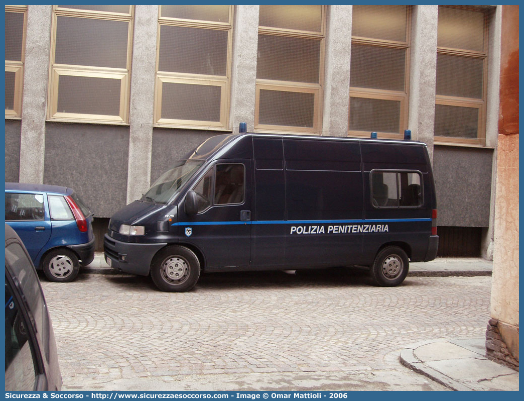 Polizia Penitenziaria 625AB
Polizia Penitenziaria
Fiat Ducato II serie
Parole chiave: PP;P.P.;Pol.Pen;PolPen;AdiC;A.diC.;Agenti;di;Custodia;Polizia;Penitenziaria;Nucleo;Traduzioni;Piantonamenti;Fiat;Ducato