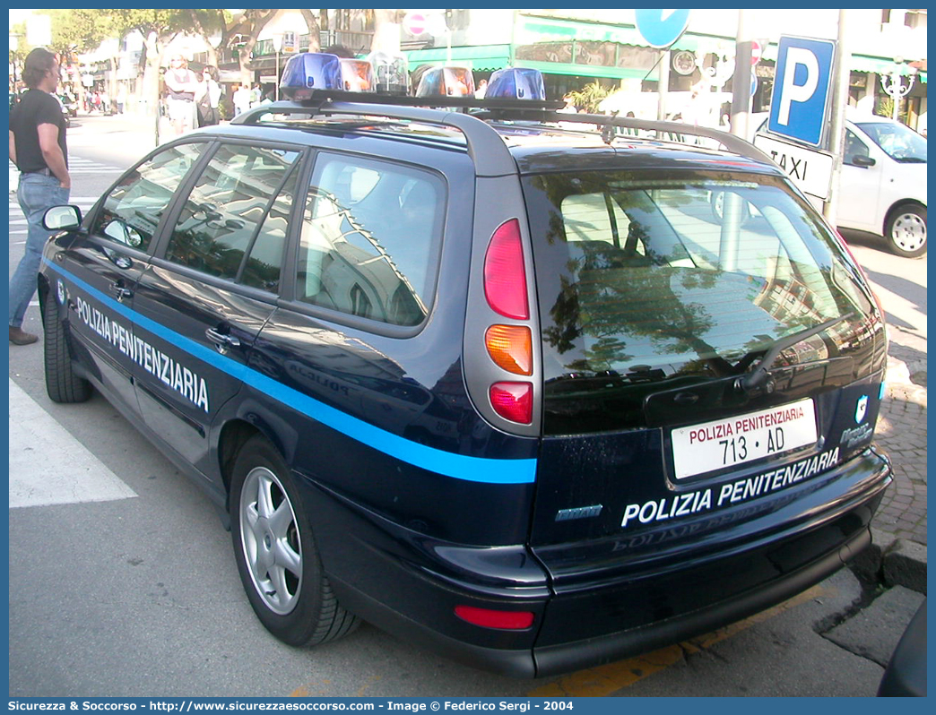 Polizia Penitenziaria 713AD
Polizia Penitenziaria
Nucleo Traduzioni e Piantonamenti
Fiat Marea Weekend
Parole chiave: PP;P.P.;Pol.Pen;PolPen;AdiC;A.diC.;Agenti;di;Custodia;Polizia;Penitenziaria;Nucleo;Traduzioni;Piantonamenti;Fiat;Marea;Weekend