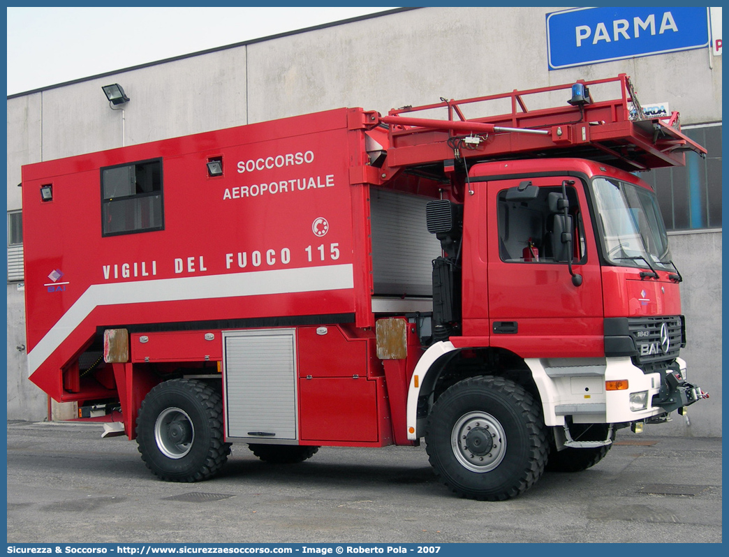 VF 21900
Corpo Nazionale Vigili del Fuoco
Nucleo Aeroportuale
Mercedes Benz Actros 1843 I serie
Parole chiave: Corpo;Nazionale;Vigili del Fuoco;Vigili;Fuoco;Mercedes;Benz;Actros;Aeroportuale