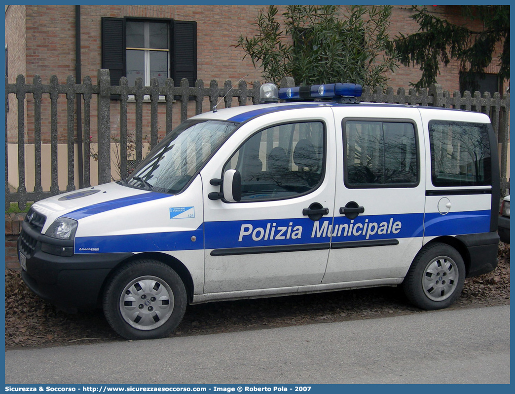 -
Polizia Municipale
Comune di San Giovanni in Persiceto
Fiat Doblò I serie
Allestitore Bertazzoni S.r.l.
Parole chiave: Polizia;Locale;Municipale;San Giovanni in Persiceto;Fiat;Doblò;Bertazzoni