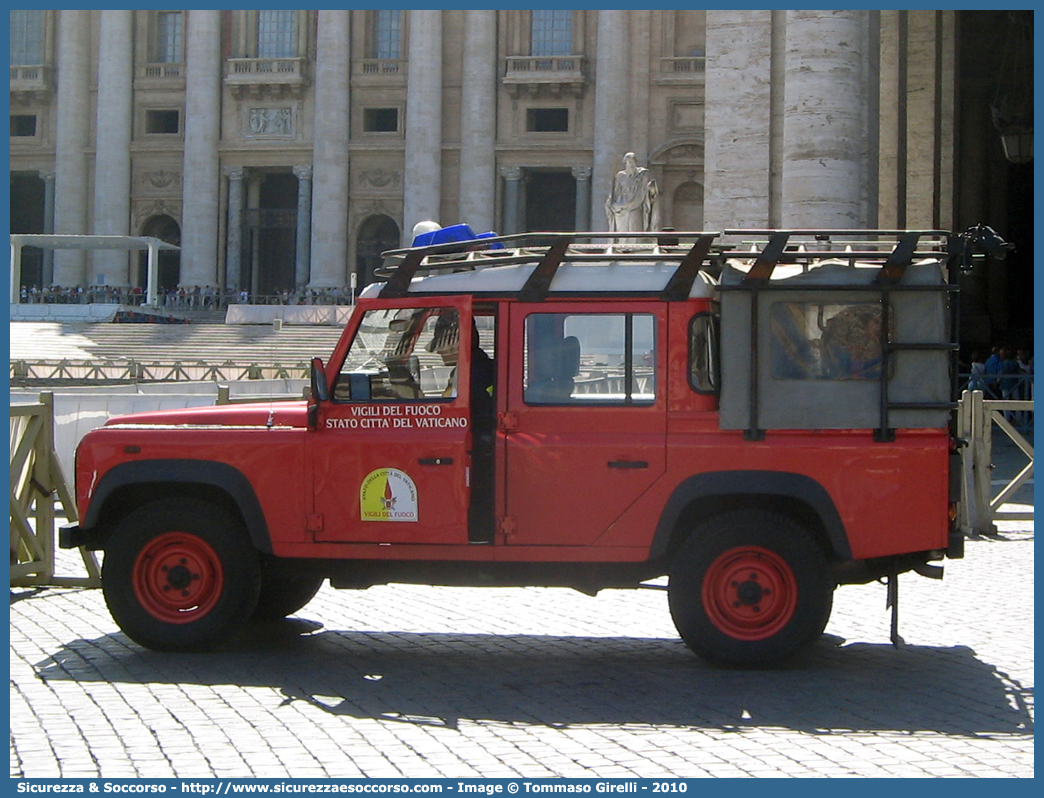 SCV 00872
Stato della Città del Vaticano
Vigili del Fuoco
Land Rover Defender 110
Parole chiave: SCV;Stato Città del Vaticano;Vigili del Fuoco;Land Rover Defender 110