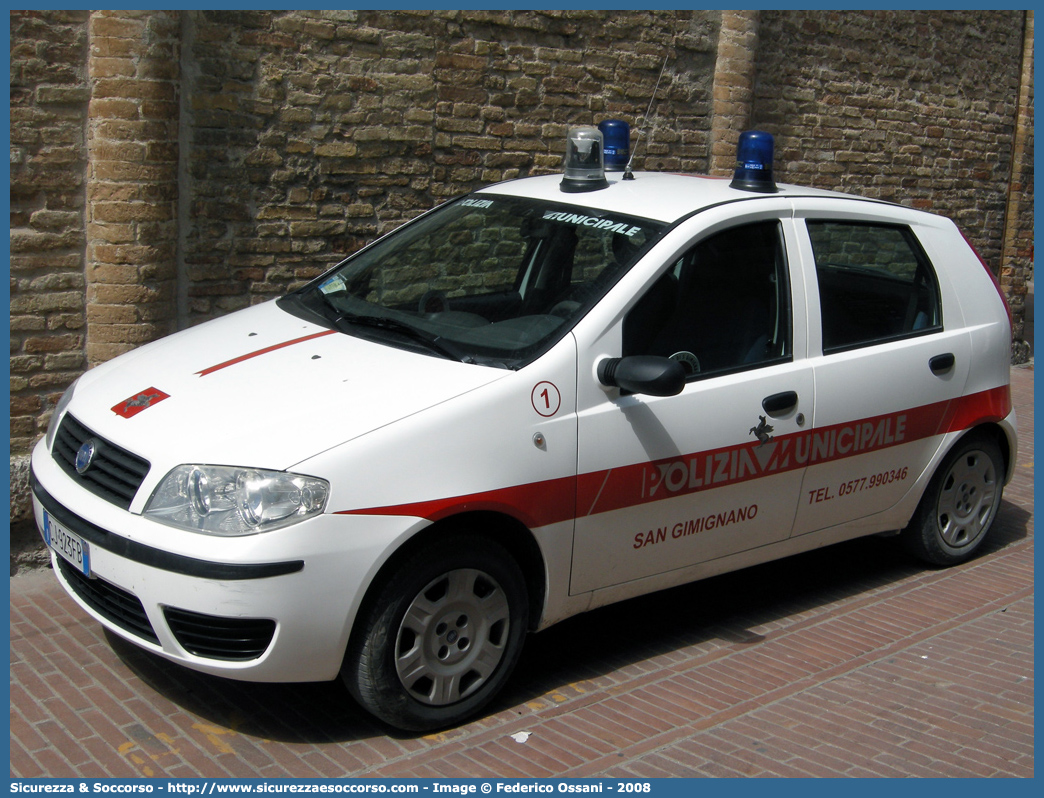 -
Polizia Municipale
Comune di San Gimignano
Fiat Punto III serie
Parole chiave: Polizia;Locale;Municipale;San Gimignano;Fiat;Punto