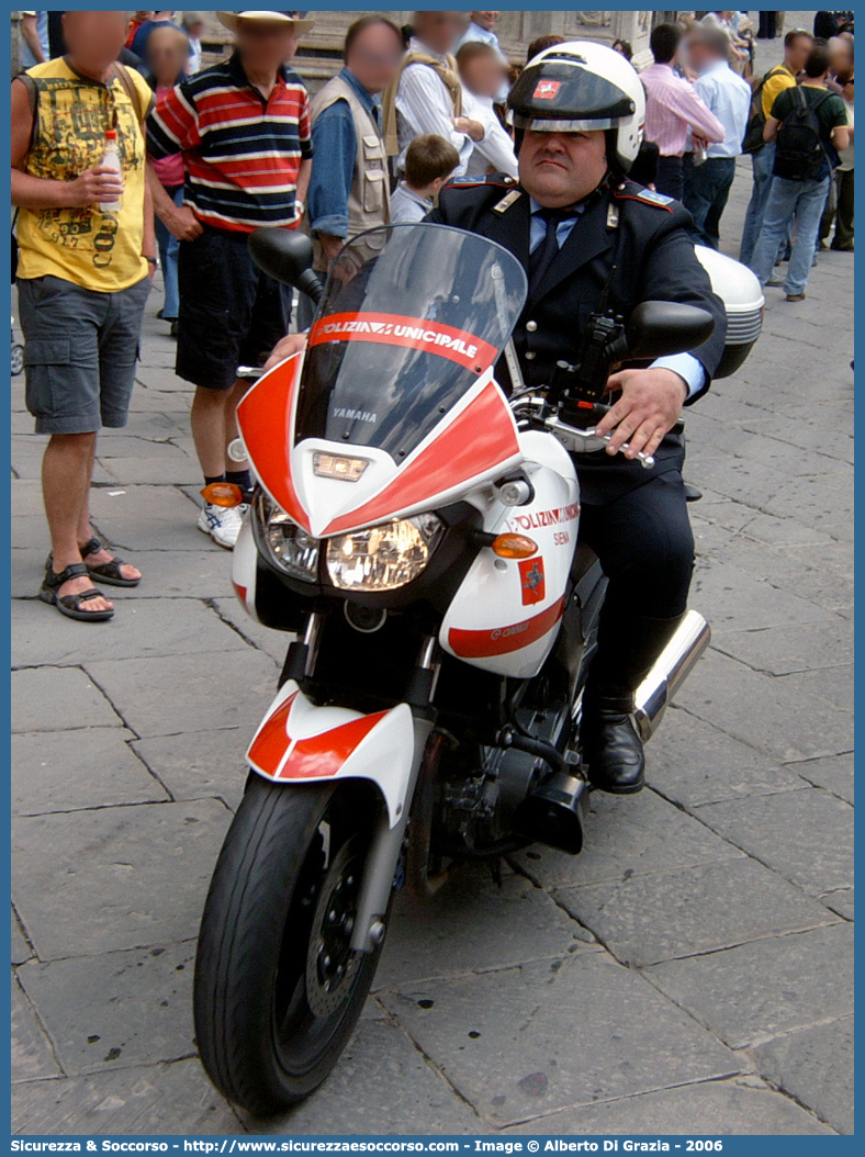 -
Polizia Municipale
Comune di Siena
Yamaha TDM900
Parole chiave: Polizia;Locale;Municipale;Siena;Yamaha;TDM