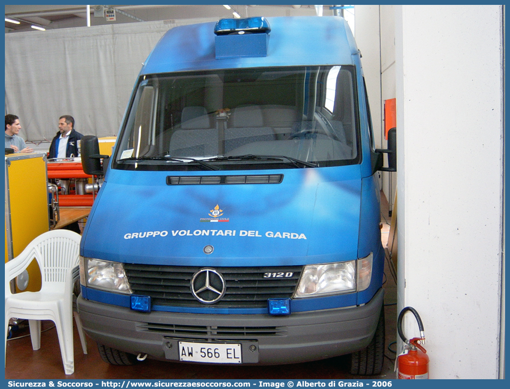 -
Volontari del Garda
Mercedes Benz Sprinter 312D I serie
Parole chiave: Volontari;Garda;Protezione;Civile;Mercedes;Benz;Sprinter;312D