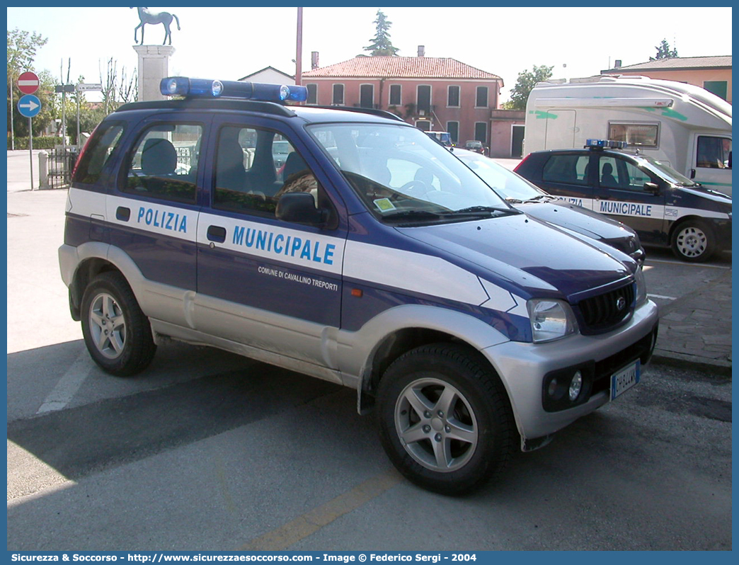 -
Polizia Municipale
Comune di Cavallino Treporti
Daihatsu Terios I serie
Parole chiave: PL;PM;P.L.;P.M.;Polizia;Locale;Municipale;Cavallino;Treporti;Daihatsu;Terios