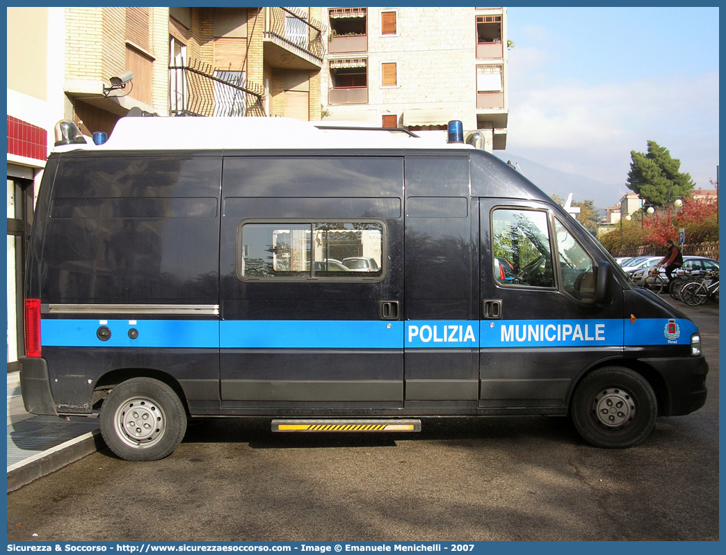 -
Polizia Municipale
Comune di Terni
Fiat Ducato II serie restyling
Parole chiave: Polizia;Locale;Municipale;Terni;Fiat;Ducato