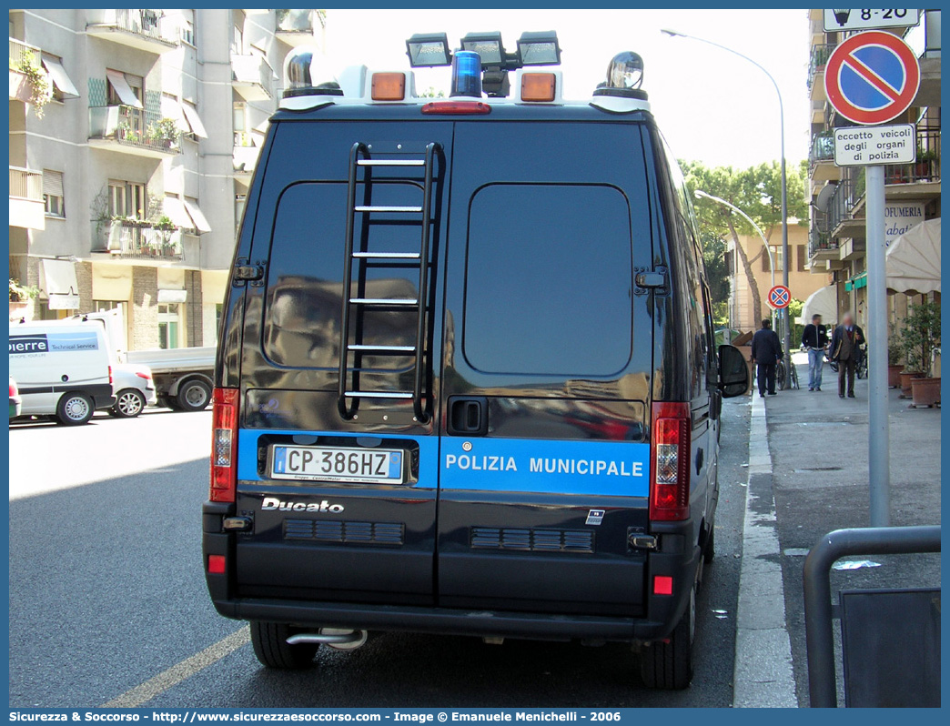 -
Polizia Municipale
Comune di Terni
Fiat Ducato II serie restyling
Parole chiave: Polizia;Locale;Municipale;Terni;Fiat;Ducato