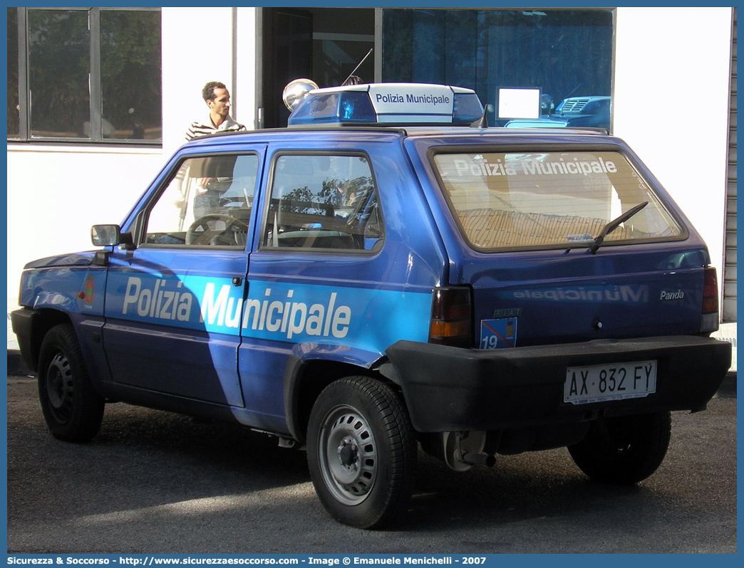 -
Polizia Municipale
Comune di Terni
Fiat Panda II serie
Parole chiave: Polizia;Locale;Municipale;Terni;Fiat;Panda