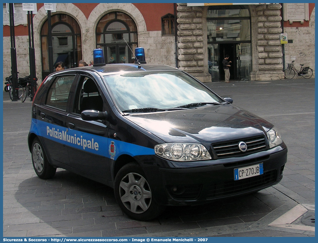 -
Polizia Municipale
Comune di Terni
Fiat Punto III serie
Parole chiave: Polizia;Locale;Municipale;Terni;Fiat;Punto