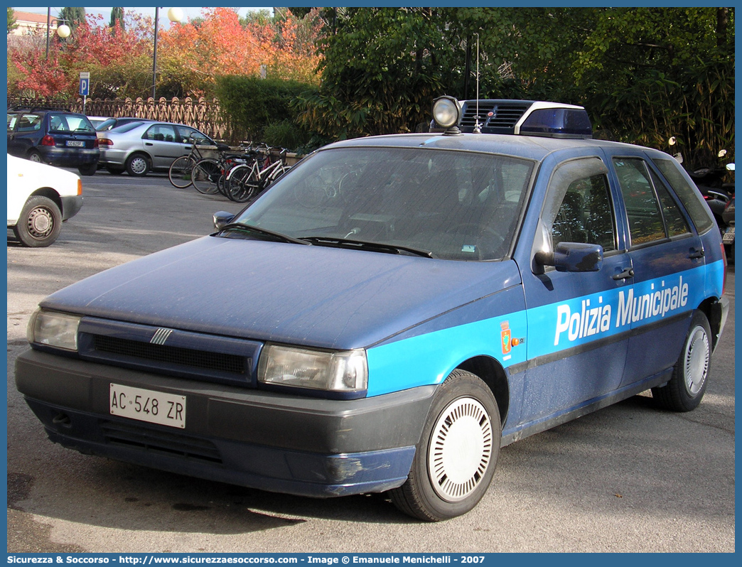 -
Polizia Municipale
Comune di Terni
Fiat Tipo II serie
Parole chiave: Polizia;Locale;Municipale;Terni;Fiat;Tipo