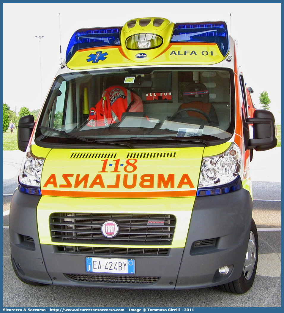 ALFA 01
SUEM 118 Venezia Mestre
Azienda ULSS 3 - Serenissima
Mestre
Fiat Ducato III serie
Allestitore Aricar S.p.A.
Parole chiave: 118;SUEM;S.U.E.M.;Venezia;Mestre;Emergenza;Ambulanza;Fiat;Ducato;Aricar