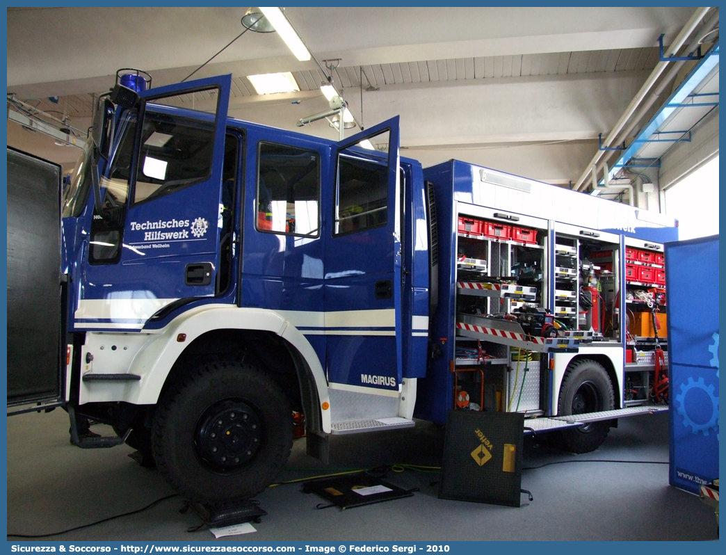 THW 82234
Bundesrepublik Deutschland
Technisches Hilfswerk
Iveco Magirus EuroFire 140E24 I generation
Parole chiave: THW;Technisches;Hilfswerk;Iveco;Magirus;EuroFire;140E24;91673