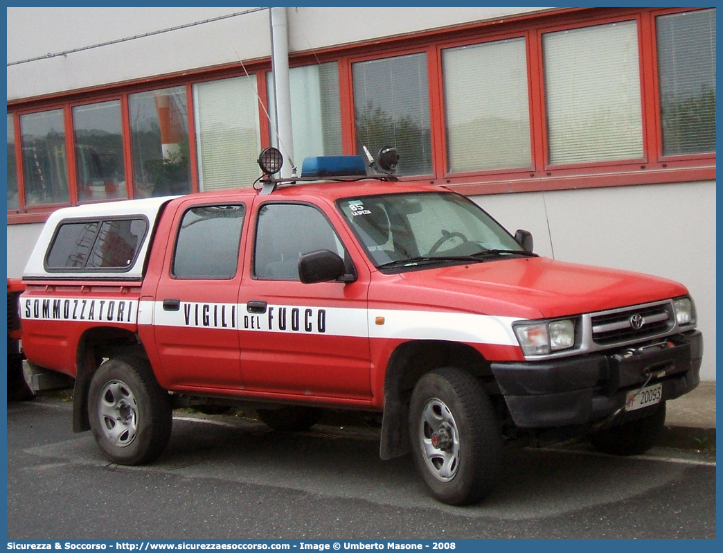 VF 20093
Corpo Nazionale Vigili del Fuoco
Nucleo Soccorso Subacqueo e Acquatico
Toyota Hilux VI serie
Parole chiave: VVF;V.V.F.;Corpo;Nazionale;Vigili;del;Fuoco;Toyota;Hilux;NSSA;N.S.S.A.;Soccorso;Subacqueo;Acquatico;Sommozzatori;Subacquei