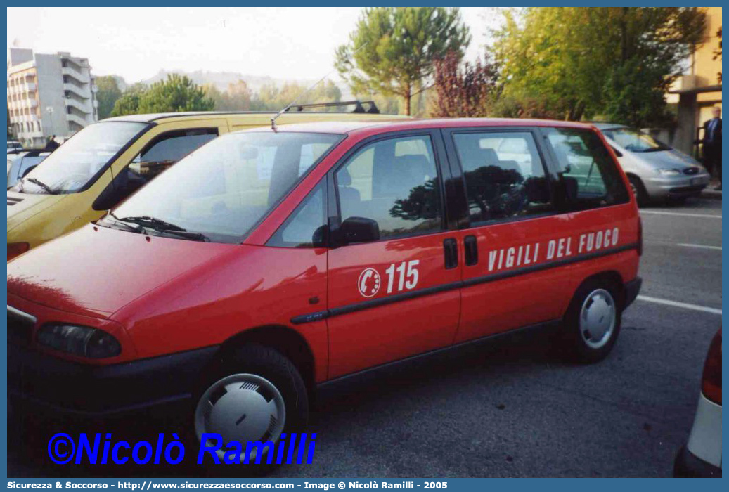 VF 20995
Corpo Nazionale Vigili del Fuoco
Fiat Ulysse II serie
Parole chiave: Corpo;Nazionale;Vigili del Fuoco;Vigili;Fuoco;Fiat;Ulysse